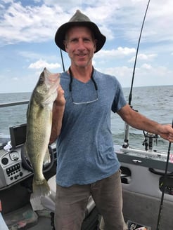 Fishing in Lakeside Marblehead