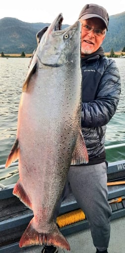 Chinook Salmon Fishing in Montesano, Washington