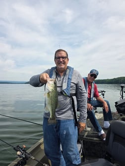 Fishing in Harrison, Tennessee