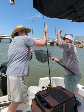 Speckled Trout Trip - 21' Mako