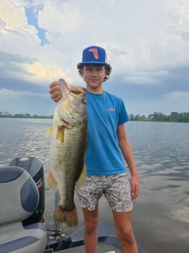 Trophy Bass Trips – Headwaters