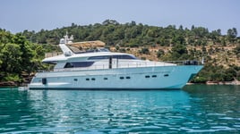 Private Yacht Tour 75' San Lorenzo