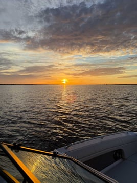 3 Hr – Dolphin & Sunset Cruise