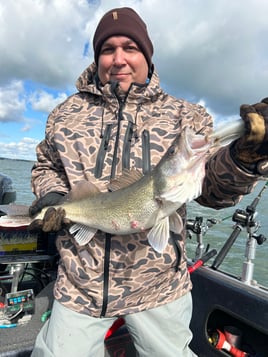 Trophy Walleye 2 Person