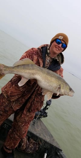 Walleye Fishing 