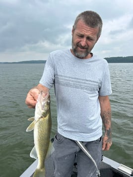 4 Hour Trip – Weekday Walleye