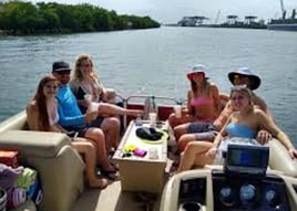 24 Ft Party Barge