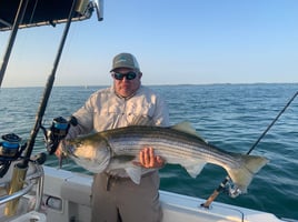 5-8 Hr Boston Harbor - Striper/Blue