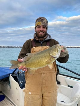 Bass And Walleye Jigging Trip