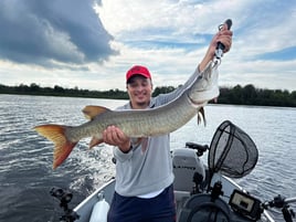 4 Hour Ontario River Fishing