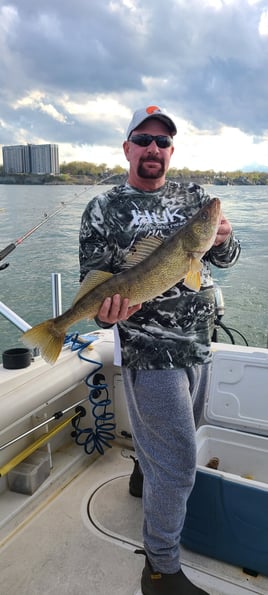 Half Day Walleye May 28-Aug. 2