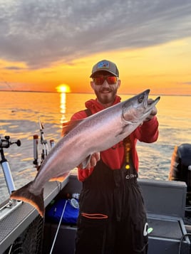 5 Hour Evening Salmon Fishing Trip