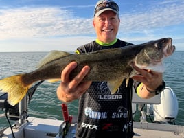 Lake Erie Walleye Fishing Trip