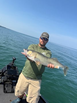 6 Hour Trip – Walleye 