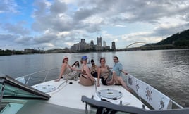 Sightseeing / Historical Cruise