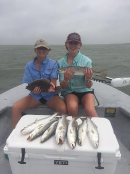 Rockport Bay Trip - 25’ Haynie