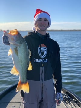 Reel Time On Fayette County Lake