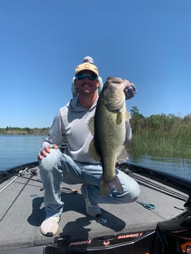 Reel Time On Fayette County Lake