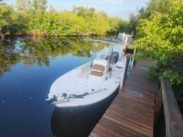 Fort Myers/Sanibel Inshore 21’boat