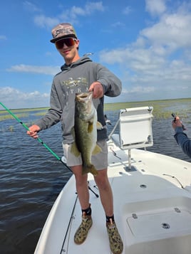 Lake Okeechobee Largemouth Hookfest