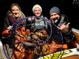 Lobster Hooping - 21' Bayliner