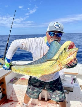 Marathon Offshore Adventure - 30' Boca Grande