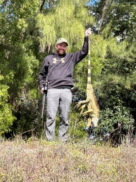 Guided Air Rifle Iguana Hunts | Elite Hunts | Trophy Hunts