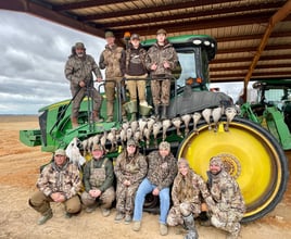 Goose Hunts w/ Meals & Lodging