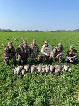 Wisconsin Early Season Guided Goose Hunts