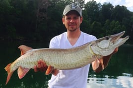 Muskie Fishing in Knoxville, Tennessee