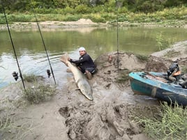 Alligator Gar Fishing
