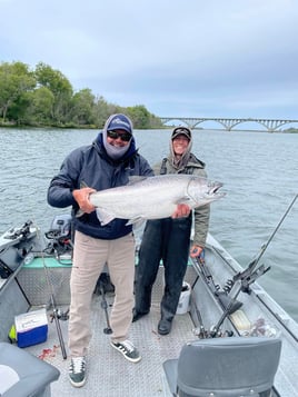 8 Hour Trip – Salmon