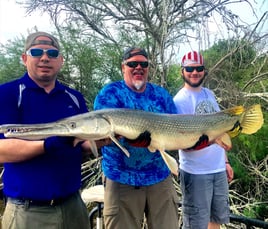 Alligator Gar Rod and Reel Trip