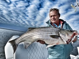 Lake Texoma Trophy Striper Trips