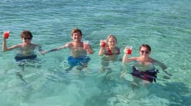 Swimming Pigs & Turtle Experience