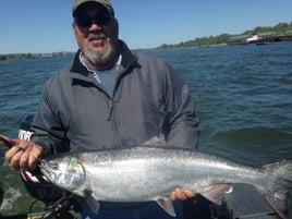 8 Hour Trip – Chinook / Coho Salmon