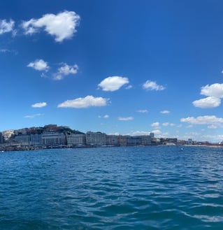 Tour giro in barca a Napoli