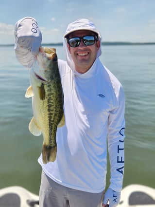 4 to 8 Hour Bass Fishing