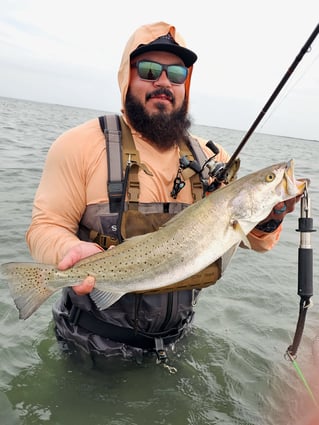 Wade fishing with artificial lures 