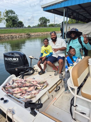 4 hr AM Fishing Trip on Lake Conroe