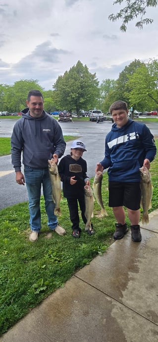 Lake Erie Walleye Fishing