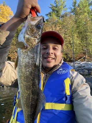 4 Hour Ontario River Fishing