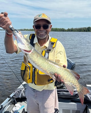 4 Hour Ontario River Fishing