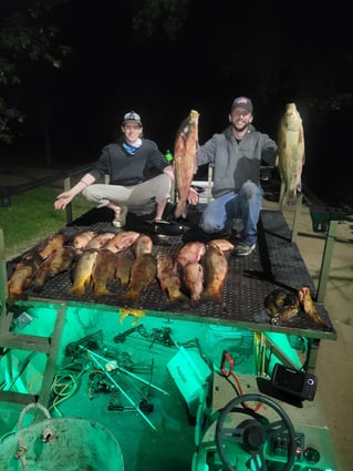 Lake Bowfishing