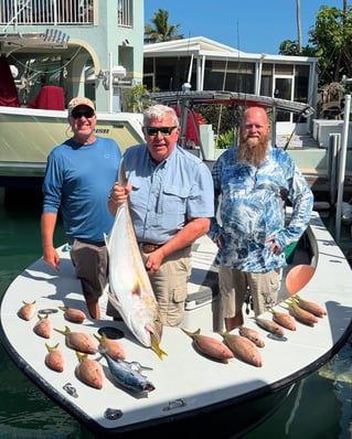 Long Key Adventure - 25' Mako