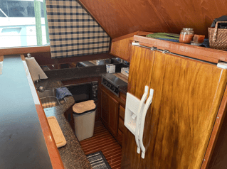 4-8 Hours Fishing - 48’ Viking