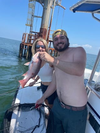 Deep Sea Fishing *CATCH GIANTS*