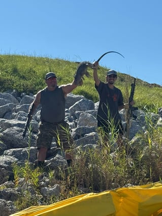 Iguana Hunting Veteran Guides