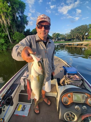 Largemouth bass fishing