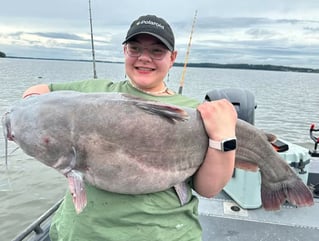 Blue Catfish Fishing in Decatur, Alabama